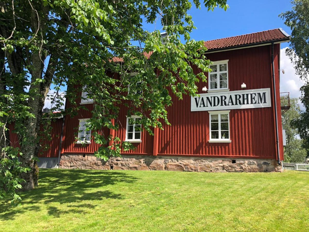 Gasthaus Turistgarden Toecksfors Exterior foto
